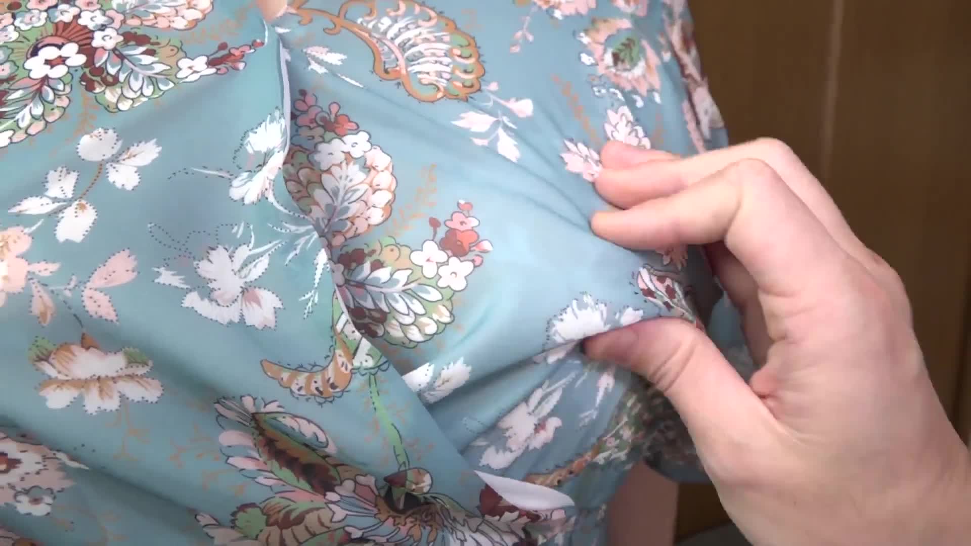 卑猥長乳頭敏感過頭可愛童顏豐滿巨乳妻，四十歲性慾升級暗中嬉戲無法自制已婚女暴露情欲。 - AV大平台 - 中文字幕，成人影片，AV，國產，線上看