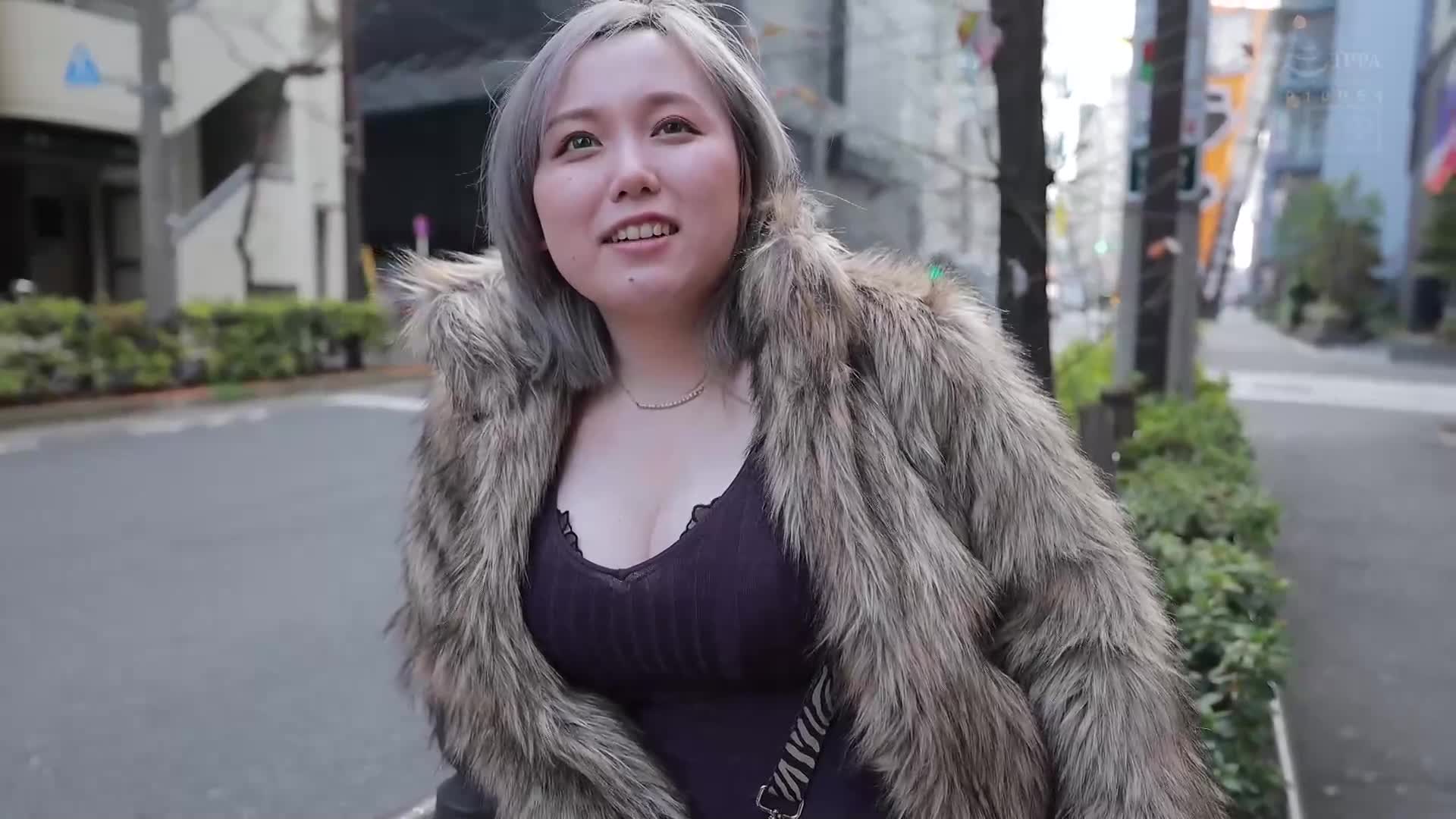 性感藥物販賣者的巨乳妻子，在被關進女子監獄之前，與丈夫和同伴一起進行混亂的激情中出。 - AV大平台 - 中文字幕，成人影片，AV，國產，線上看