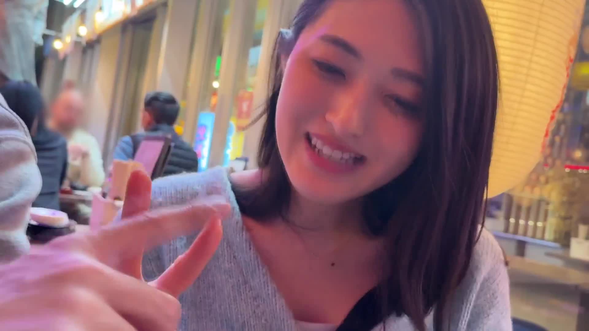 真正軟派、初次拍攝。 2188 在新宿居酒屋成功打倒！ 壓力較弱的清純美人姐姐和慾望釋放之夜！嘴唇纏繞的親吻和深深的口交服務讓人無法抗拒！清純的姐姐原來是渴望陽具的淫蕩姐姐！ - AV大平台 - 中文字幕，成人影片，AV，國產，線上看