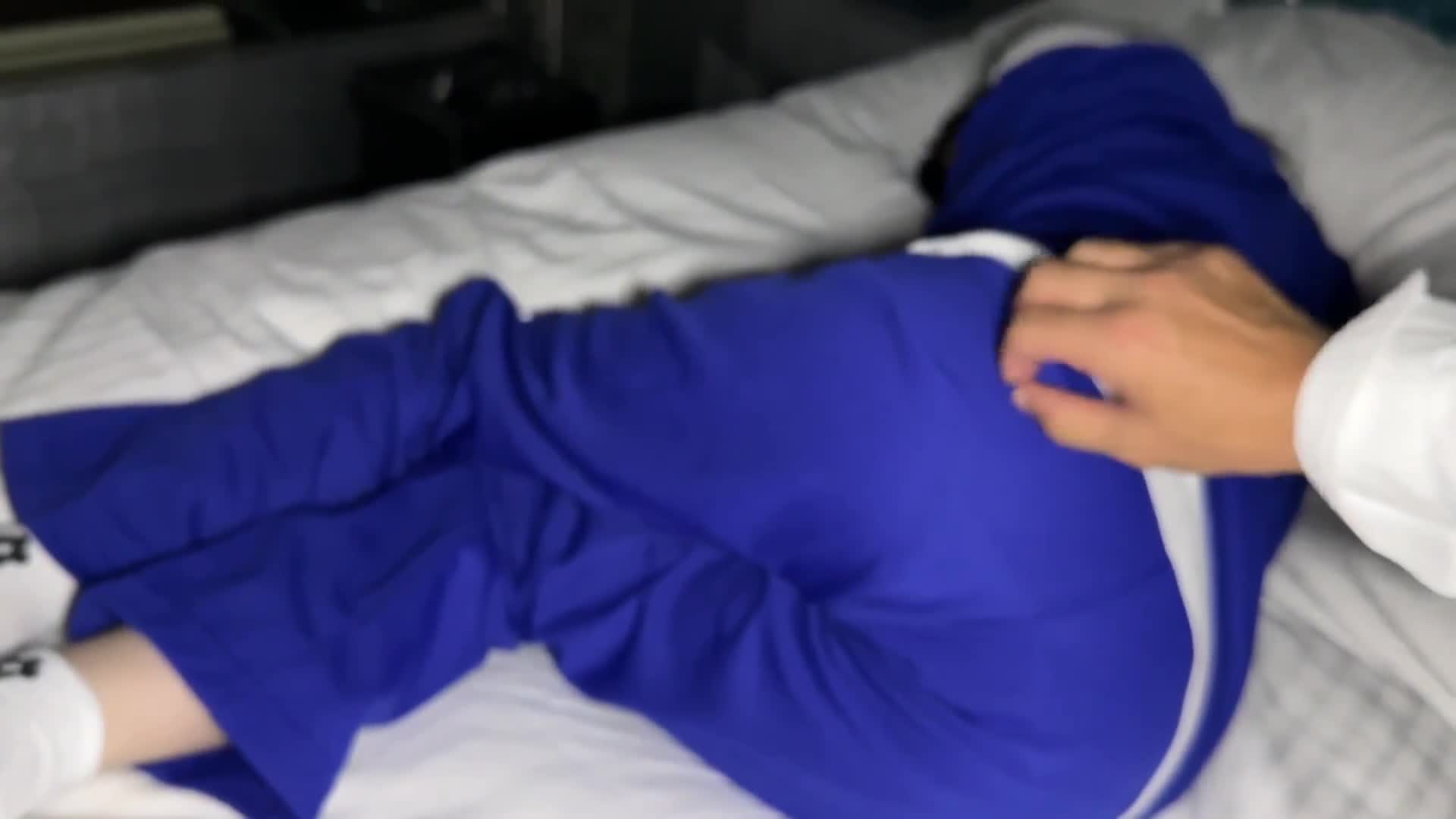 【處女喪失】小柄網球隊成員穿著常用的運動服進行兩次無保險套生交。 - AV大平台 - 中文字幕，成人影片，AV，國產，線上看