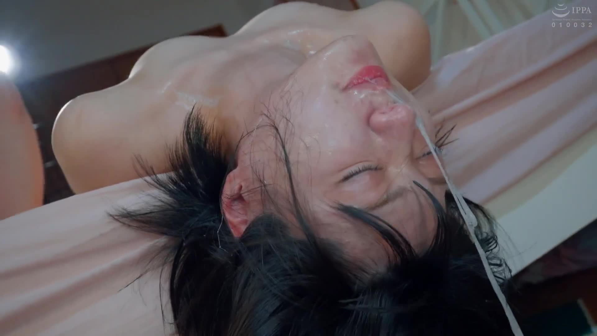宅男女兒變得叛逆，單親母親無法應對，只好聘請男性幫助性愛治療 - AV大平台 - 中文字幕，成人影片，AV，國產，線上看