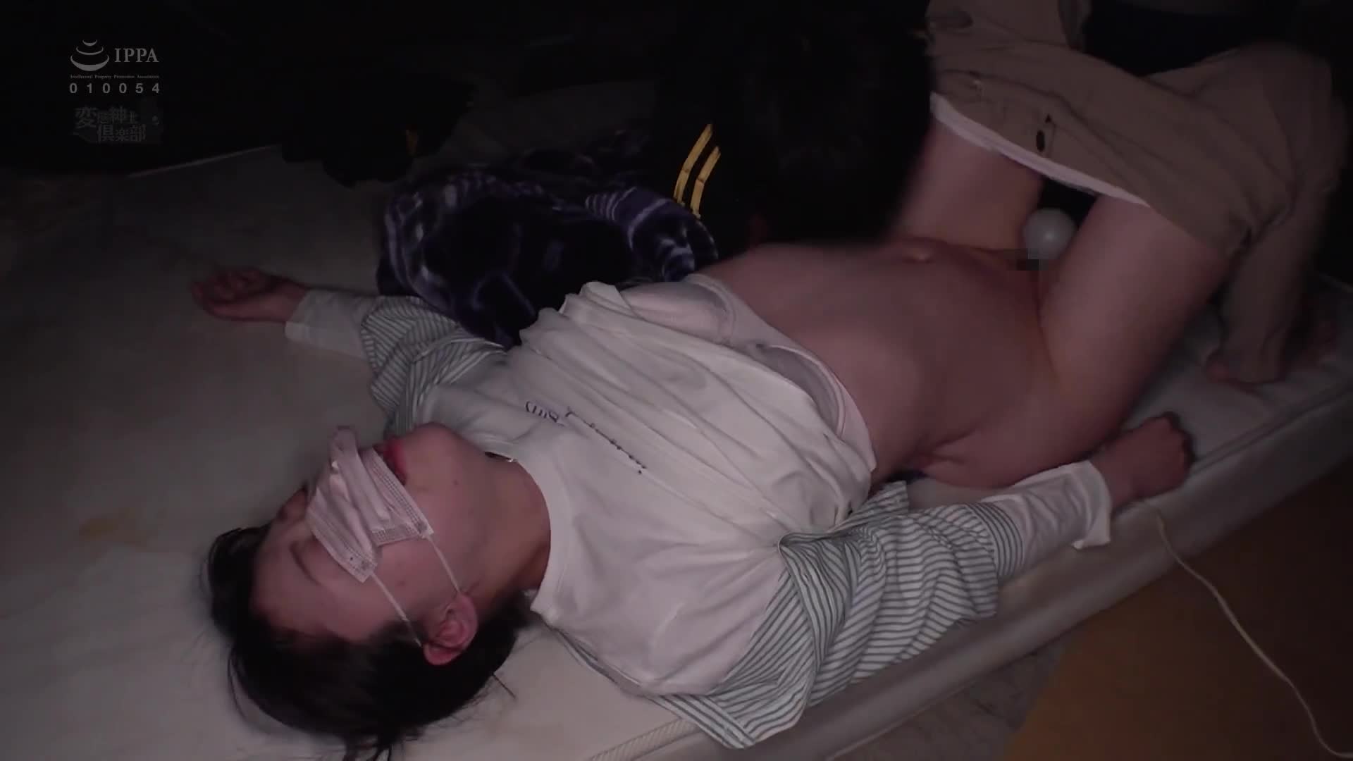 嬰兒車上的人妻 尾隨偷拍 醉酒暈眩乱●●姦 - AV大平台 - 中文字幕，成人影片，AV，國產，線上看