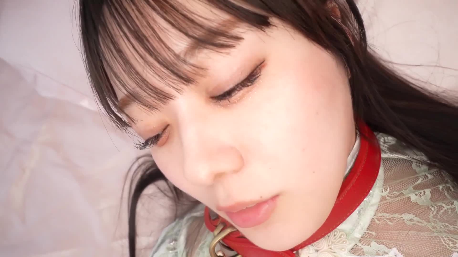 個人拍攝會中，發現色白、地下偶像的天然從M氣質，將她固定在激烈抽插的節奏下，讓她變成大屁股生殖器並不斷中出。高瀨里奈 - AV大平台 - 中文字幕，成人影片，AV，國產，線上看