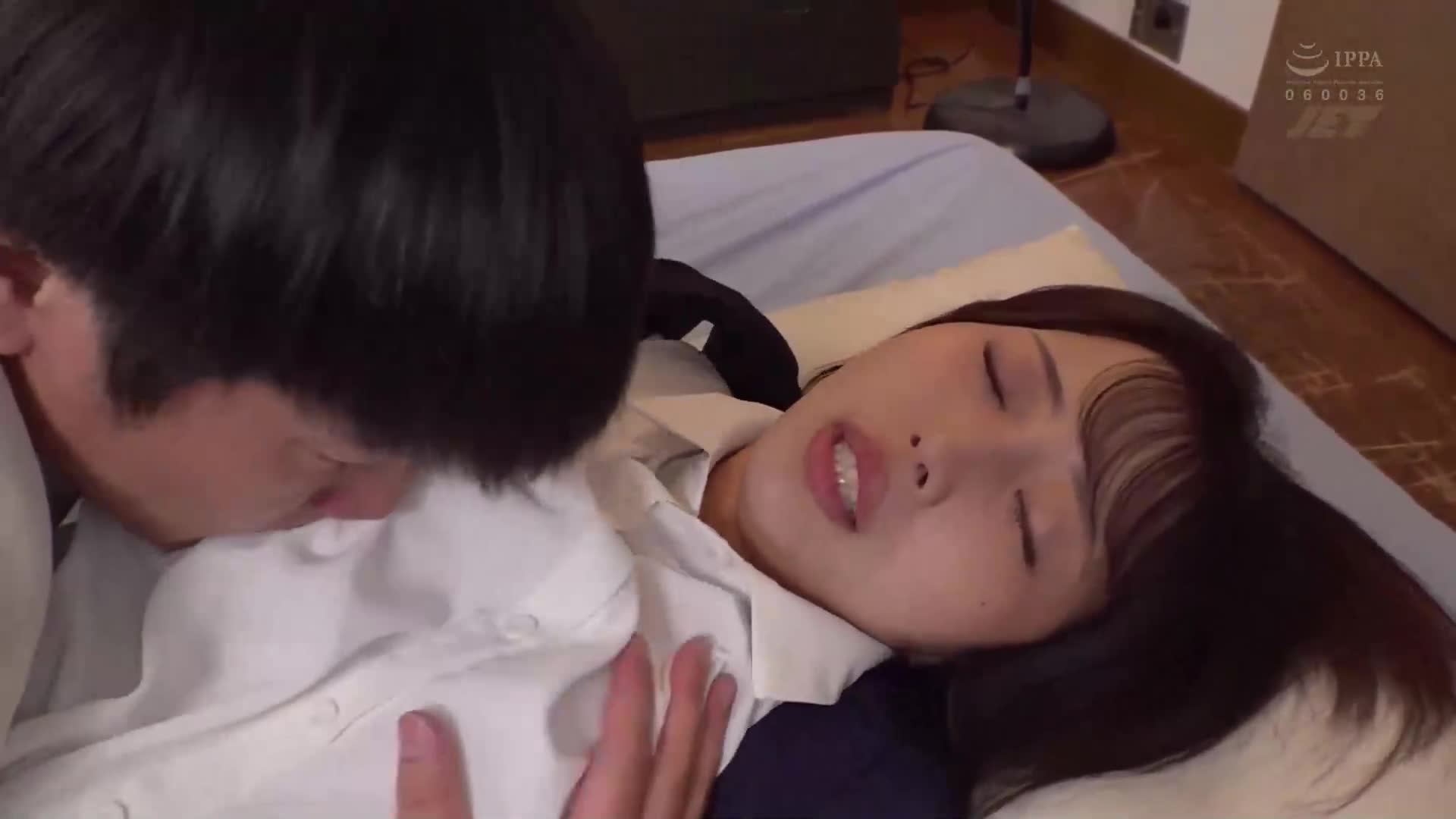 堅定的妻子 在公司工作的職業婦女被倉庫裡汗臭的工人們用粗大巨根使得「嘻嘻」哼唱著… 那賀崎雪音 - AV大平台 - 中文字幕，成人影片，AV，國產，線上看