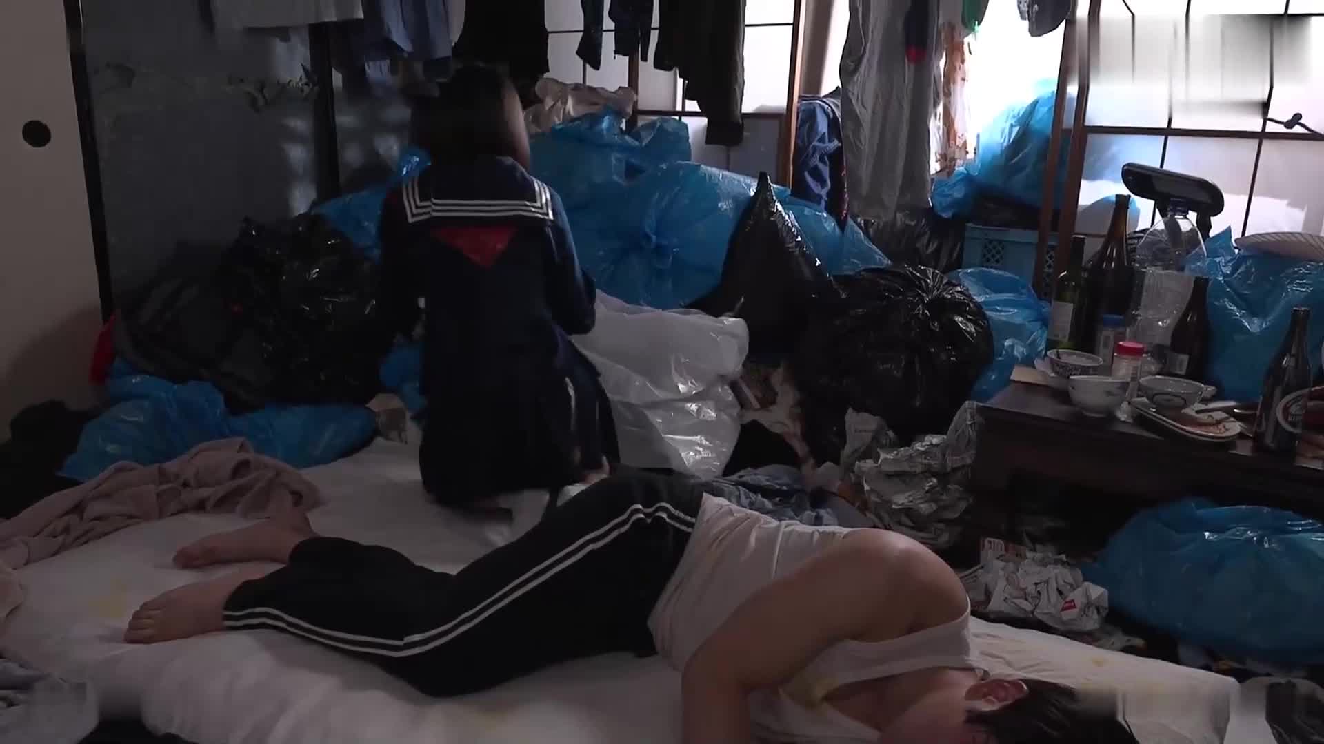 [AI解碼版]鄰居的垃圾房中年男子用惡臭精液塗滿被污染並連續中出52發懷孕的清純女大學生的命運… 青葉春 - AV大平台 - 中文字幕，成人影片，AV，國產，線上看