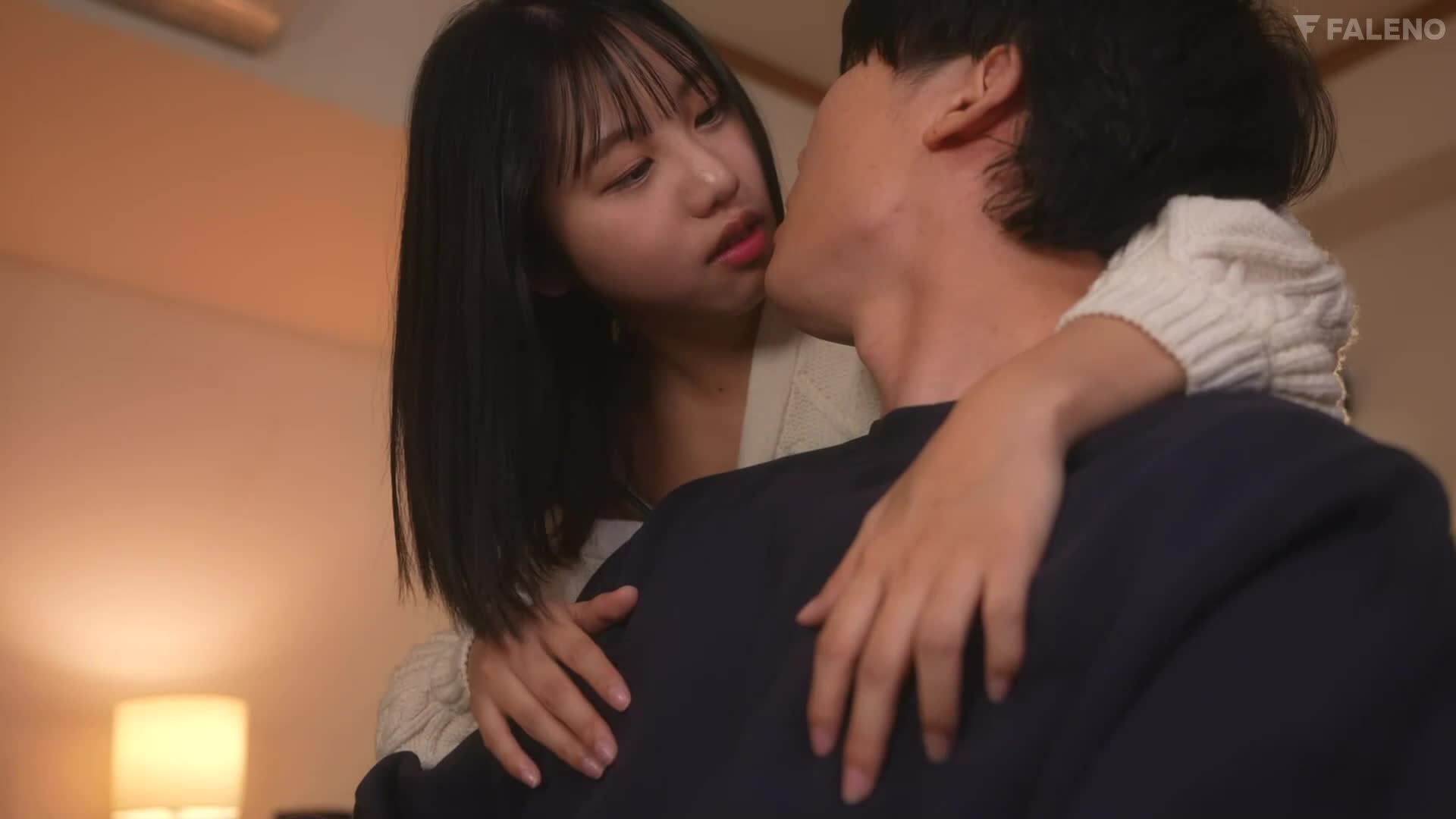 知道一旦開始就會結束，但還是被喜歡的人的朋友的親密距離和巨乳、巨臀的魅力所吸引，真是最差勁的我。濱邊彌生 - AV大平台 - 中文字幕，成人影片，AV，國產，線上看