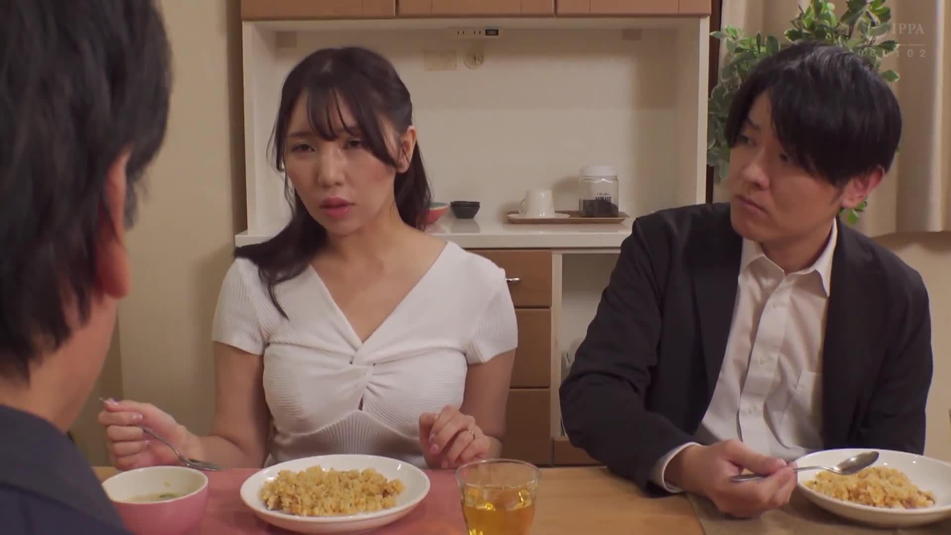 義父一直冷落我的巨乳嫁用勃起藥變得超蕩婦！太噁心又太色情讓我忍不住插入，她卻擺出淫蕩的表情不斷高潮無法停止中出！美丘里美 - AV大平台 - 中文字幕，成人影片，AV，國產，線上看