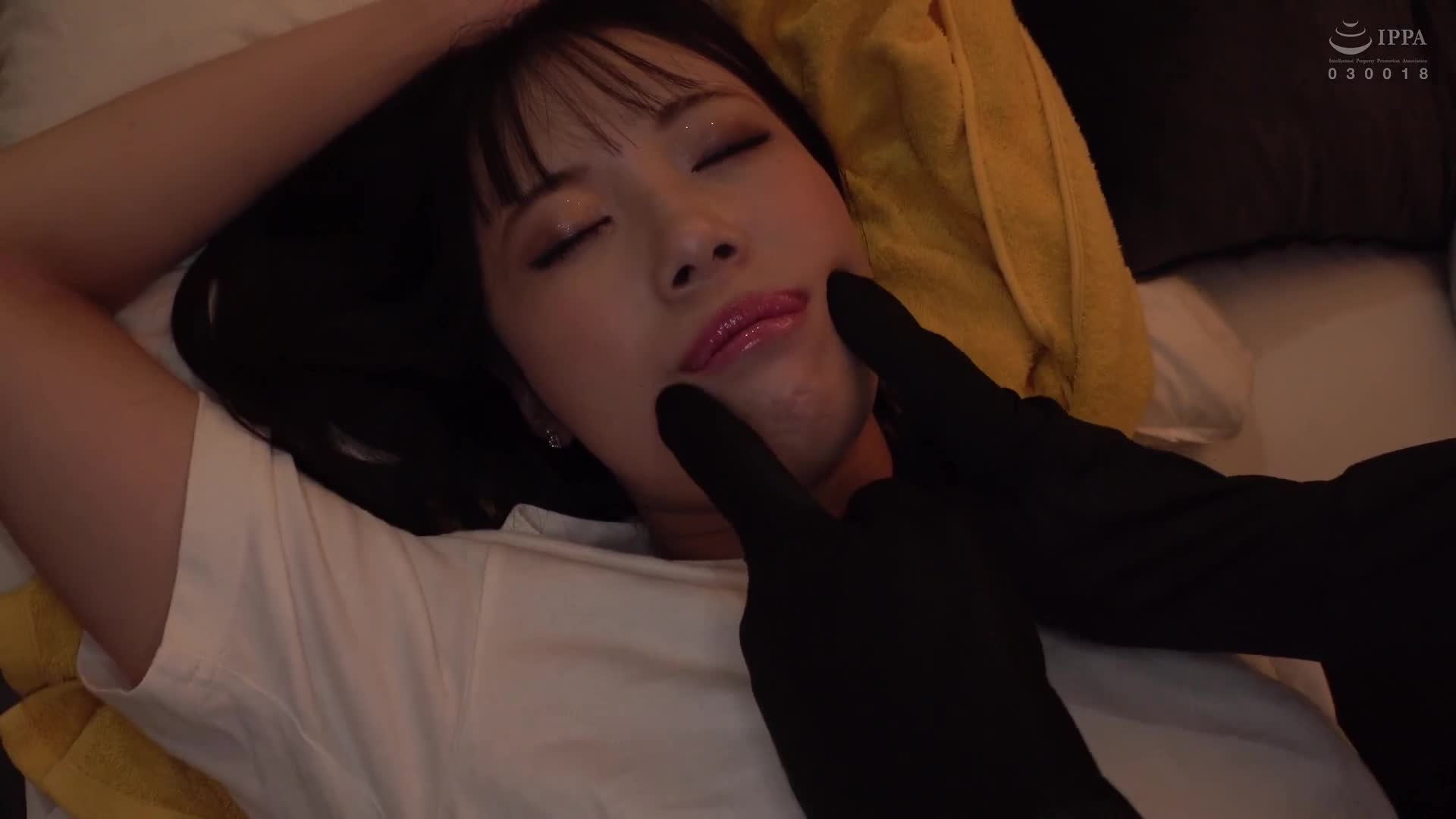 乳頭被悄悄戲弄的敏感辦公室女性們，在日常生活中不自覺地達到乳頭高潮，卻沒有察覺到。 - AV大平台 - 中文字幕，成人影片，AV，國產，線上看